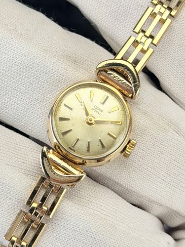 Tudor rolex lady - tudor, art