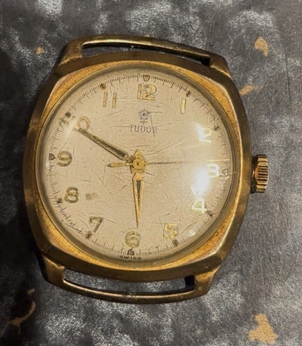 Solid 9ct gold - 9ct, tudor